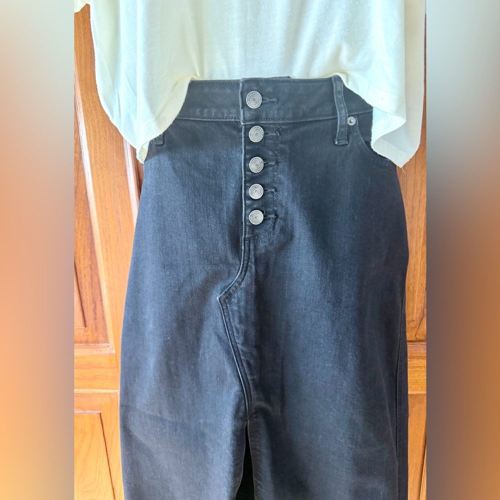 Maurices Black Denim Skirt stretchy and comfy front split - Picture 12 of 12